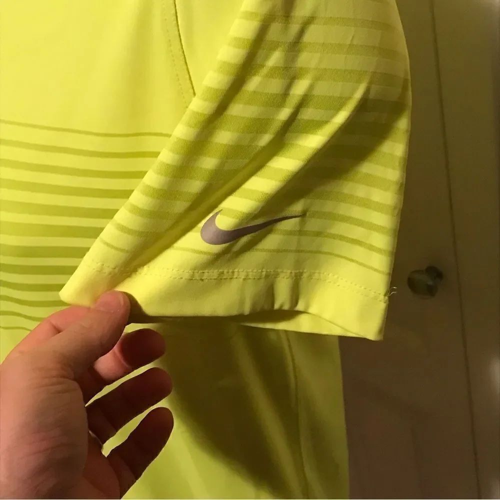 Nike golf polo  - Picture 6 of 7